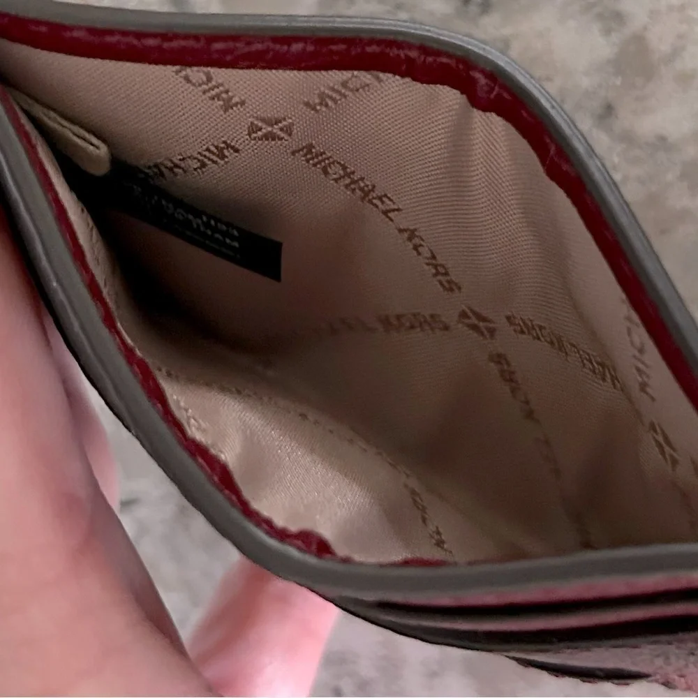 Michael Kors Reed Large Card holder